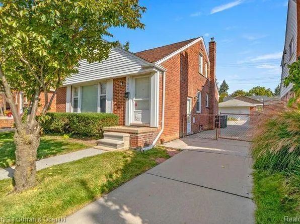 22040 Military St, Dearborn, MI 48124