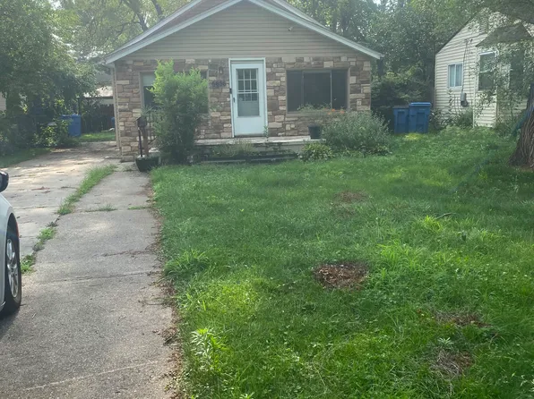 5636 Hipp St, Dearborn Heights, MI 48125