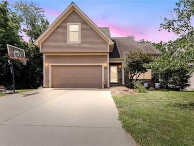 701 Redbud Dr, Paola, KS, 66071