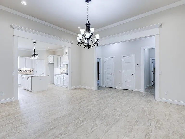 9305 SW 34th St — Photo 27