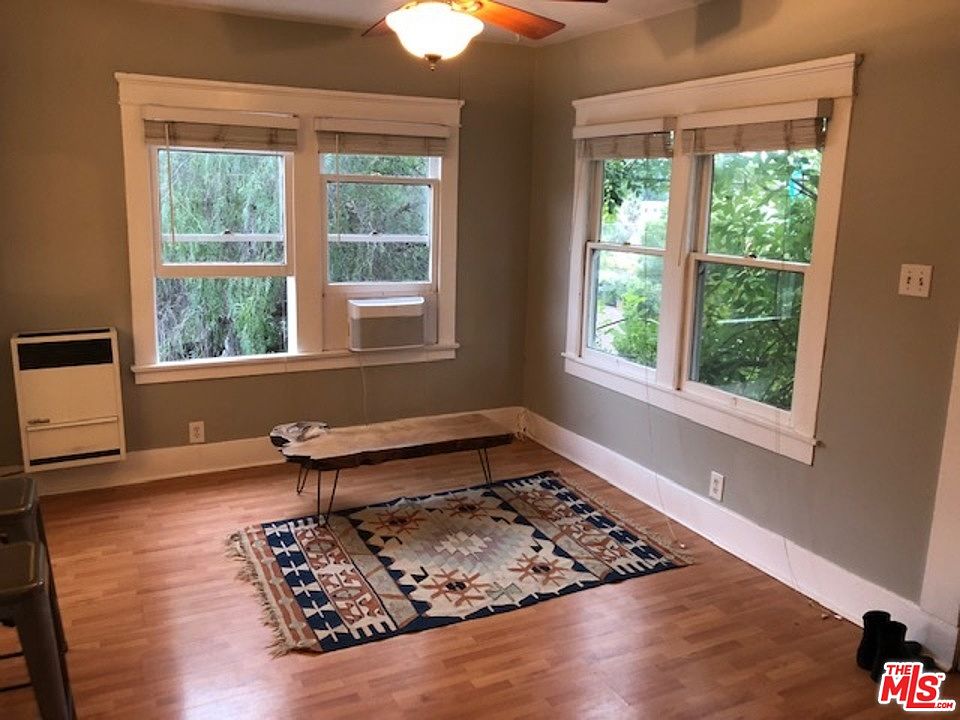 2nd image of 1922 Preston Ave
