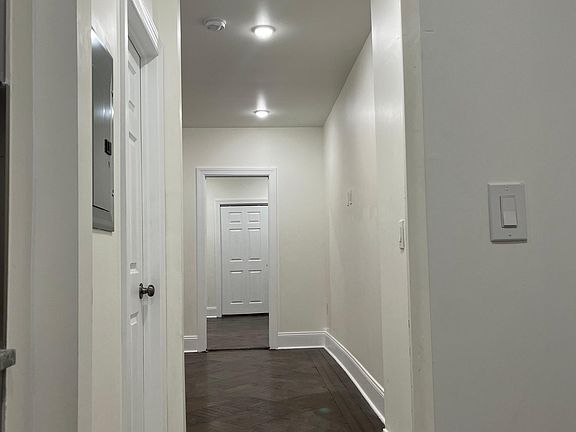 2nd image of 106 Glenwood Ave APT 205