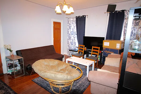 Rented by Landmark Realty & Management | media 33