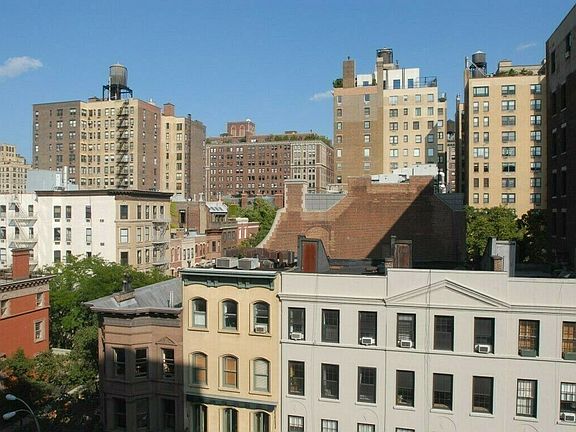 3rd image of 26 E 90th St #6AB