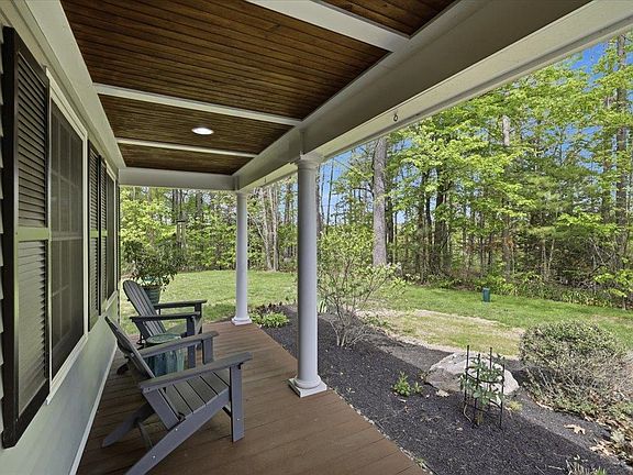 3rd image of 14 Forest Drive