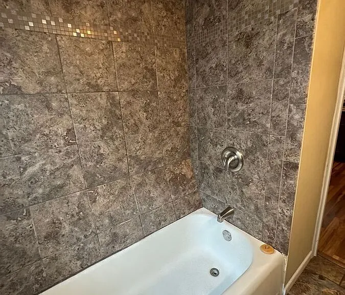 504 Belvidere St E #1 — Photo 15