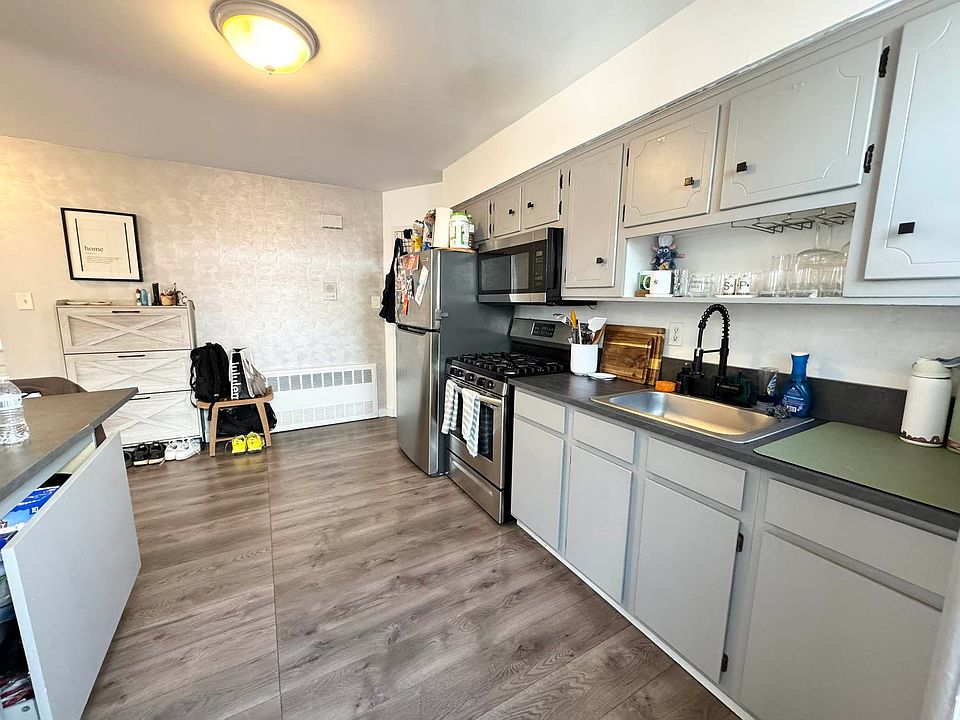 1st image of 7401 Ditmars Blvd #2