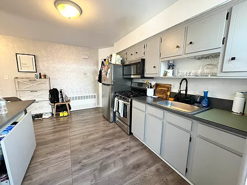 7401 Ditmars Blvd #2 Photo 1