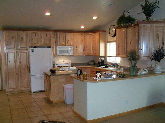 2nd image of 1017 Applewood Dr