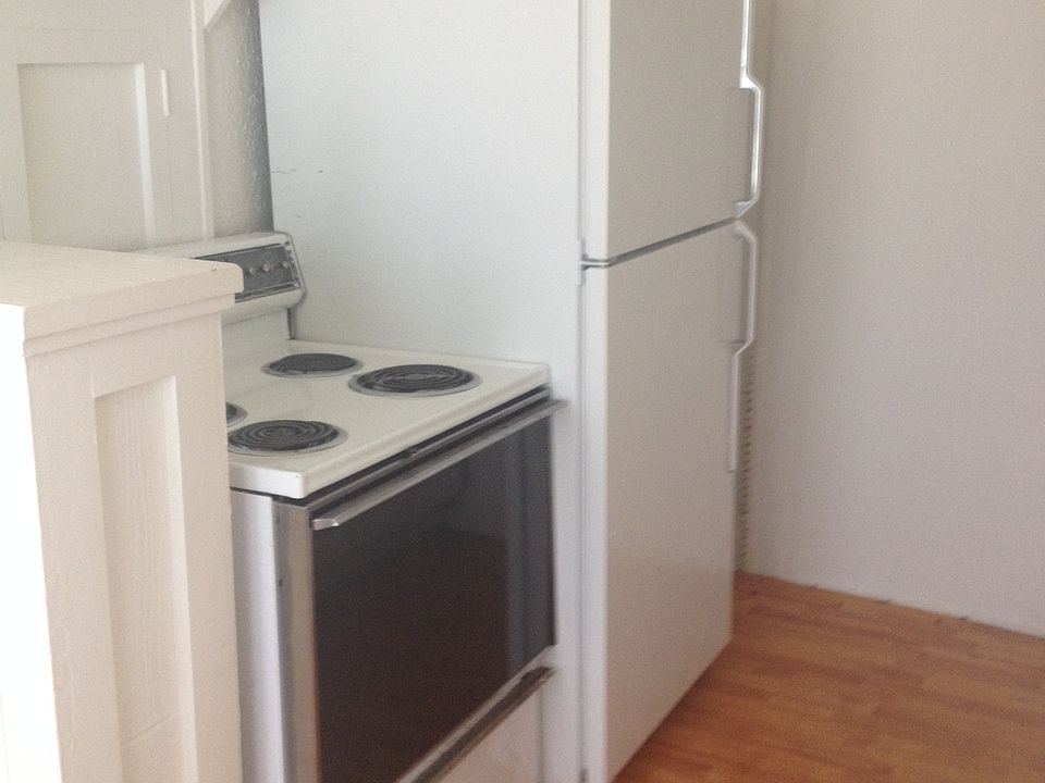 2nd image of 2144 Illinois Ave APT 3