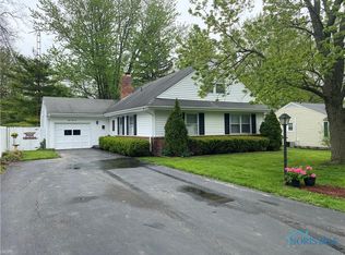 859 Pine St, Perrysburg, OH