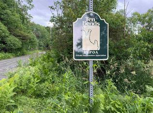927 River Ridge Rd, Hyde Park, VT 05655