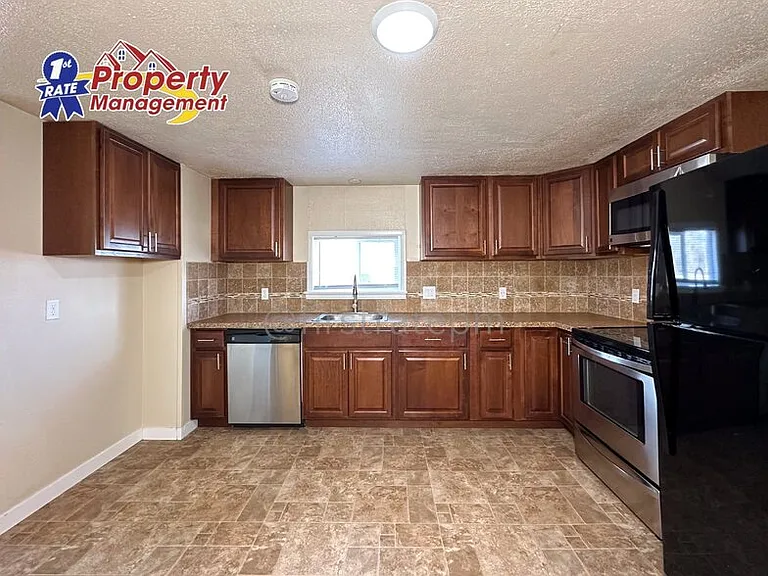 5 S Owyhee St — Photo 5