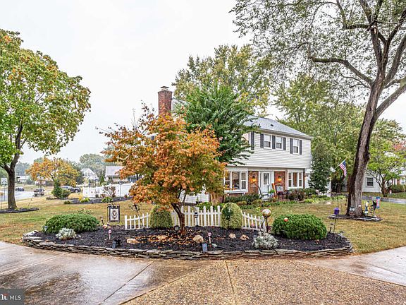 5th image of 13201 Pennypacker Ln