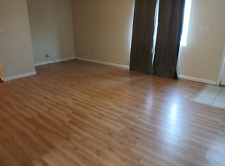 606-3 W College St, Carbondale, IL 62901