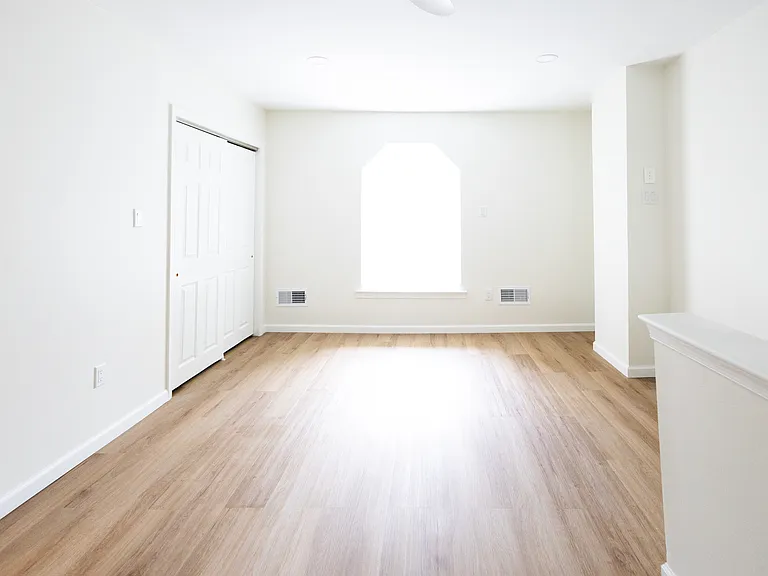 1521 Margaret Ct — Photo 31