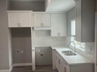 3500 W 63rd St #16, Los Angeles, CA 90043