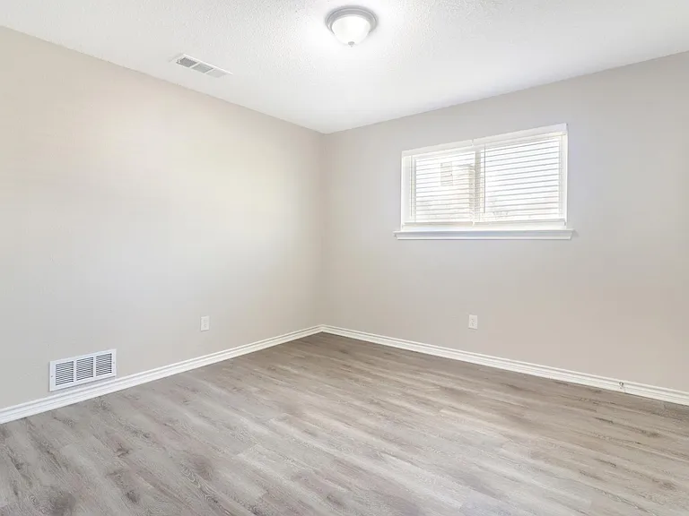 2179 Southern Pl #A — Photo 27