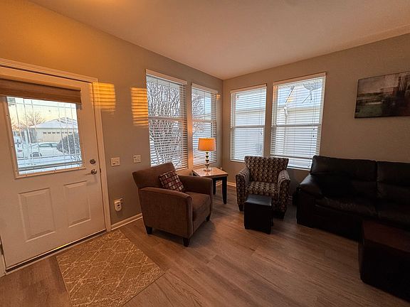 3rd image of 12051 Sweetwater Ln