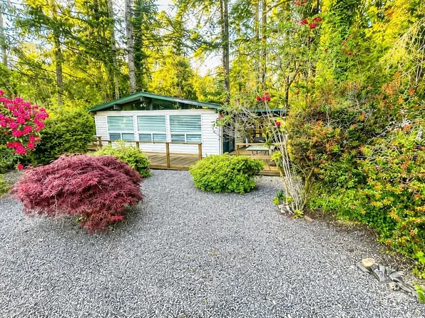 80 E Country Club Drive E, Union, WA 98592