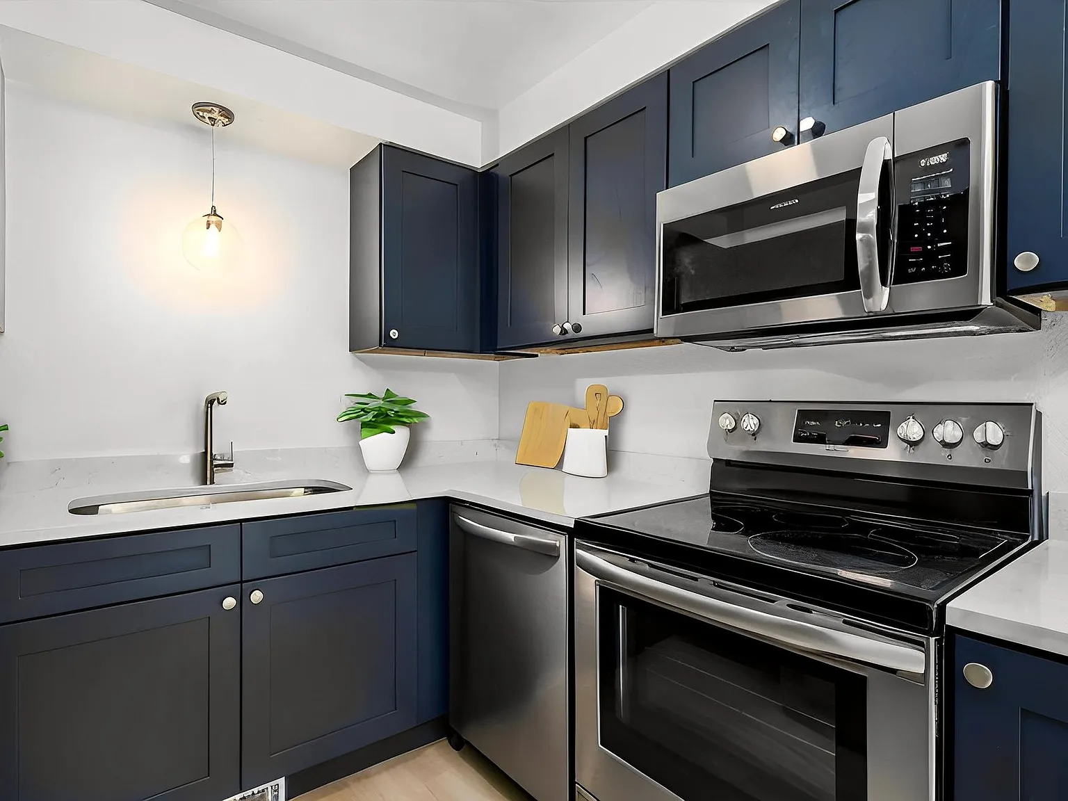Juniper West — Photo 1