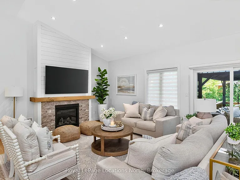 15 Pinecone Ave — Photo 20