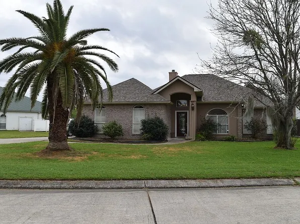 1142 Oak Harbor Dr, Morgan City, LA 70380