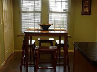 130 Post Oak Rd, Yorktown, VA 23693