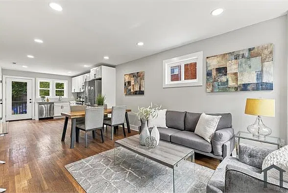 4 bed, 1492 sqft, $4,295 — Photo 4