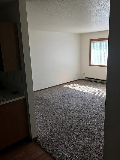 2 bed, $795 — Photo 2
