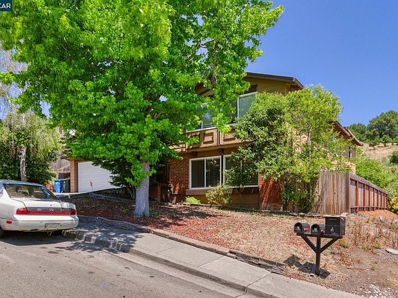 2nd image of 43 Garthe Ct
