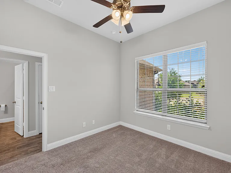 2819 Diamondback Dr — Photo 15