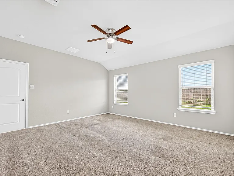 21414 Hartford Hollow Ln — Photo 8