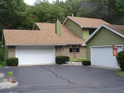 1st image of 734 Charlemagne Blvd