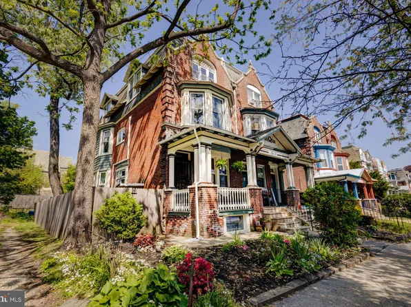 7141 Chew Ave, Philadelphia, PA 19119