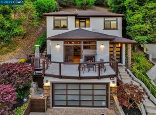 100 Barbara Rd, Orinda, CA 94563