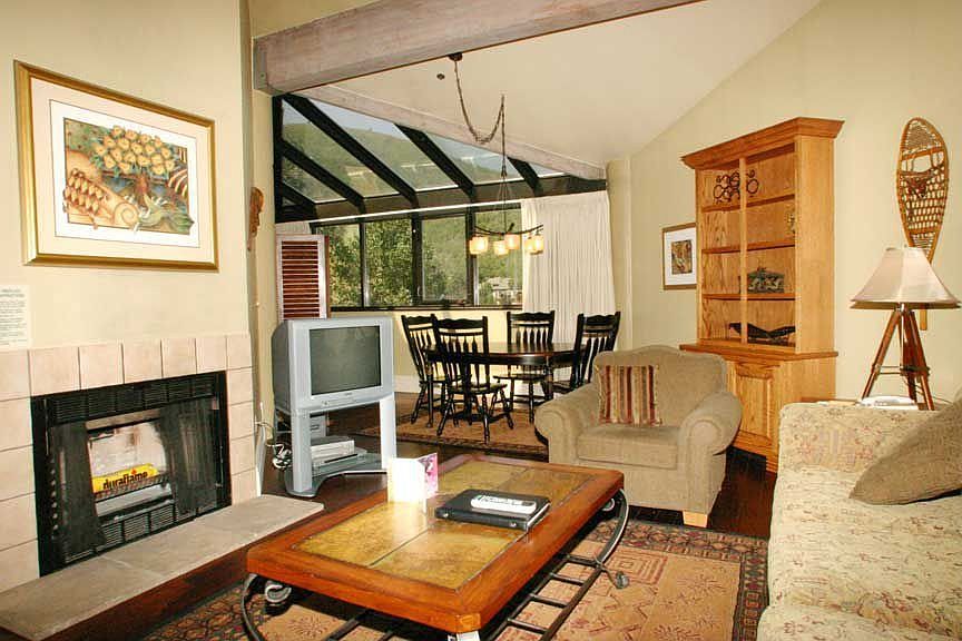 1st image of 1485 Lowell Ave #419