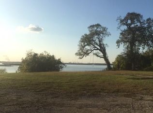 0 Lakeside Dr, Highlands, TX 77562
