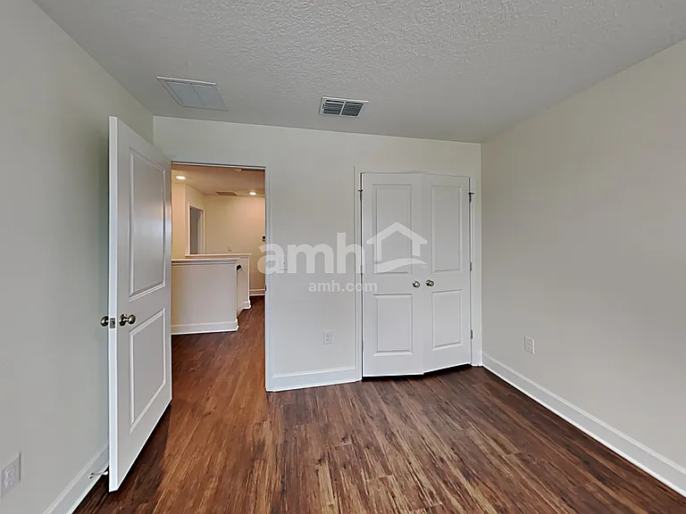 2128 Saffron Walden Dr — Photo 23