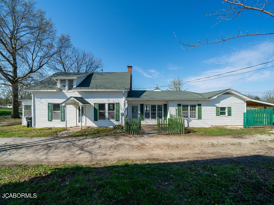 1st image of 820 Mokane Rd