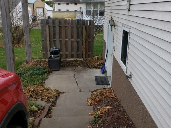 521 1st St #O, Plum City, WI 54761
