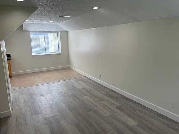 3rd image of 1211 W Badillo St APT 14