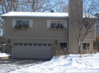 1625 McCraren Rd, Highland Park, IL 60035