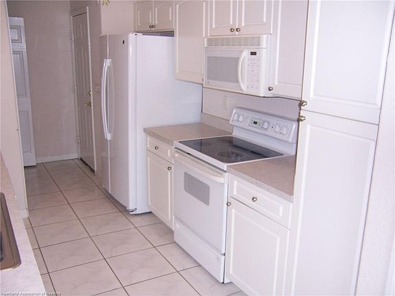 2nd image of 2058 Ashley Oaks Cir