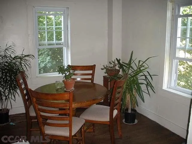 1199 Halfmoon Valley Rd — Photo 2