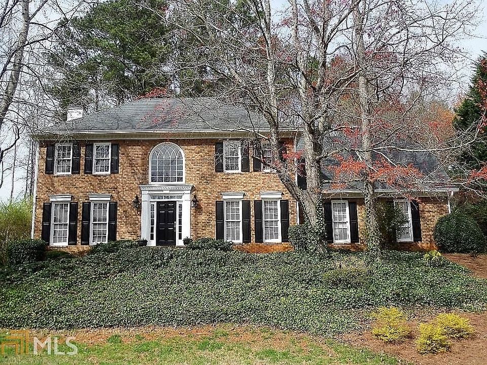1st image of 2415 Ashbourne Dr
