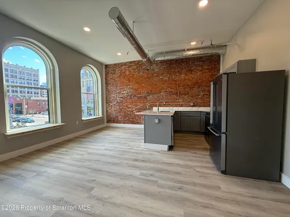 205 N Washington Ave #9, Scranton, PA 18503