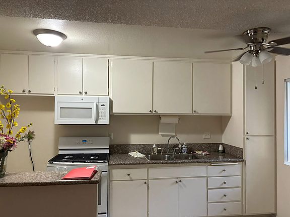 2nd image of 5711 Fulcher Ave