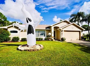 601 Thuringer St NW, Palm Bay, FL 32907