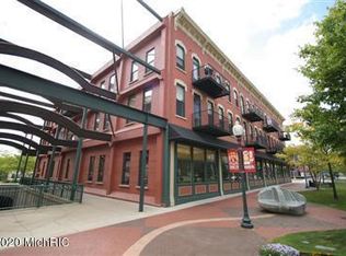 222 N Kalamazoo Mall APT 360, Kalamazoo, MI 49007